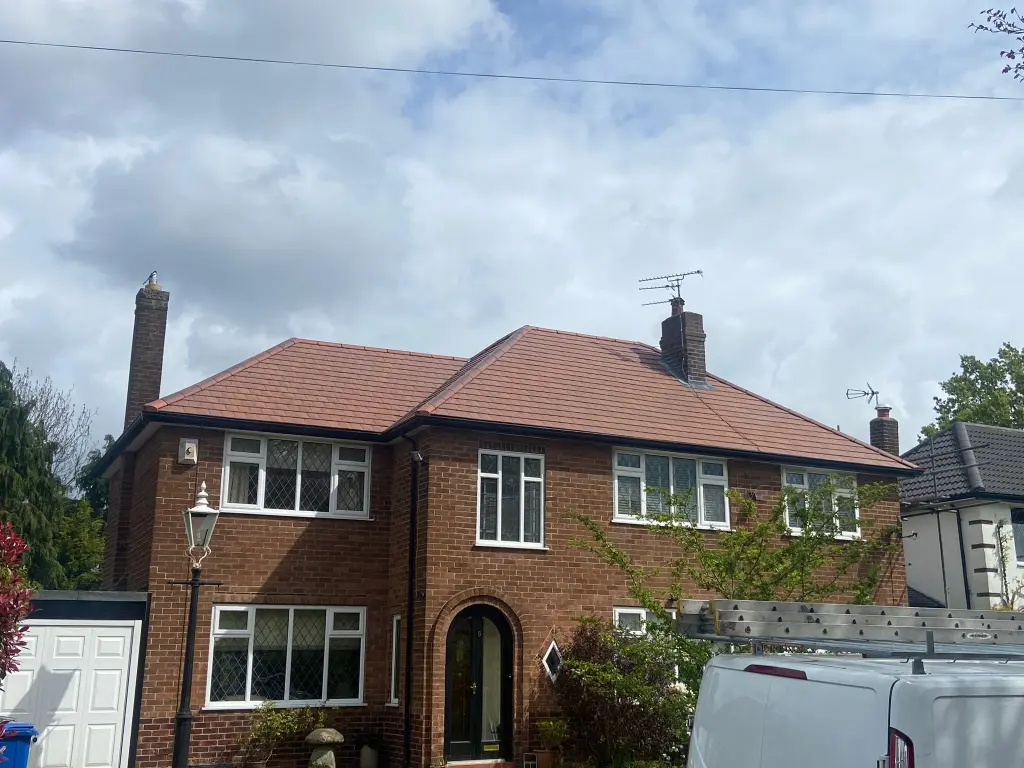 Background Hero Image of a new roof by Daniel Scott Roofing